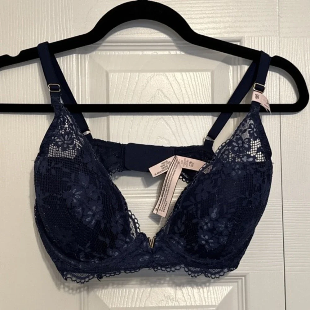 Victoria's Secret Bra Lace Underwire Bra Blue Sexy Flirty Size 34D Lined‎ NWT